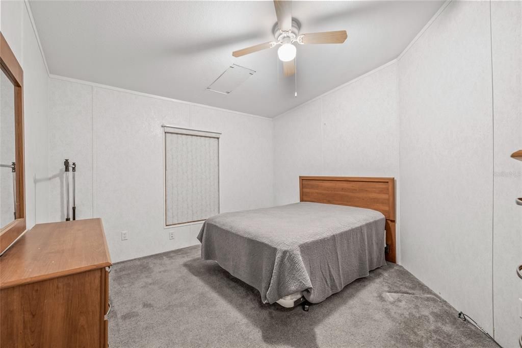 Image 24 of property listing at 5819 PORTSMOUTH DRIVE, Tampa, FL 33615