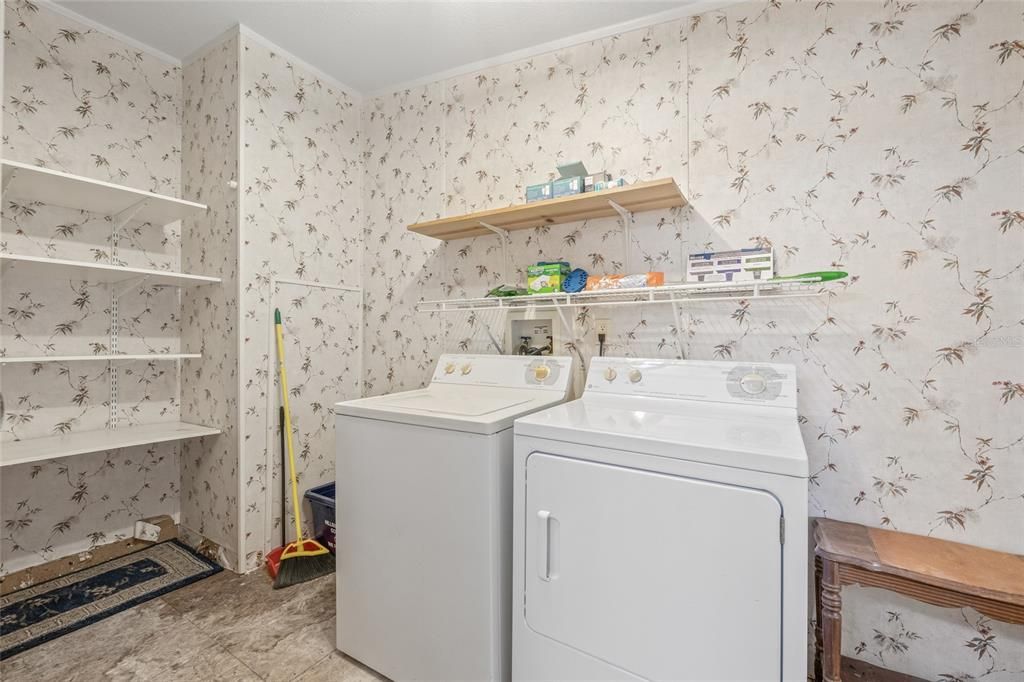 Image 28 of property listing at 5819 PORTSMOUTH DRIVE, Tampa, FL 33615