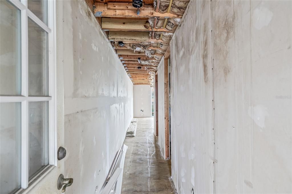 Image 29 of property listing at 5819 PORTSMOUTH DRIVE, Tampa, FL 33615