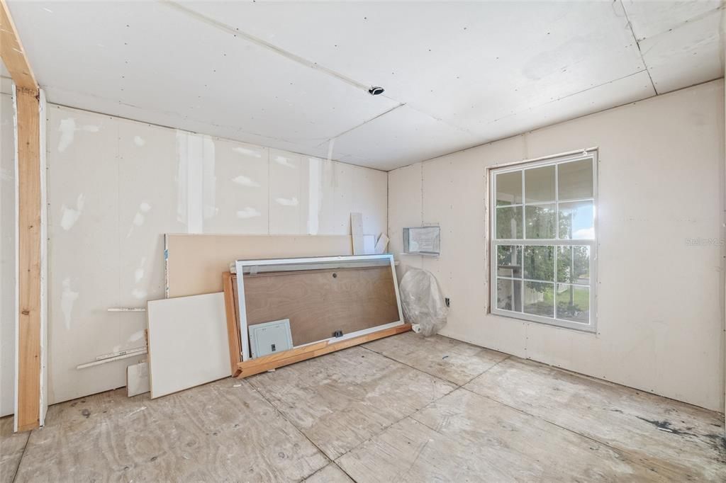 Image 32 of property listing at 5819 PORTSMOUTH DRIVE, Tampa, FL 33615