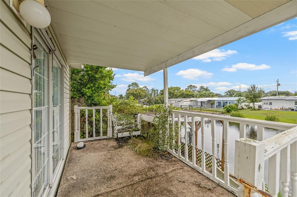 Image 37 of property listing at 5819 PORTSMOUTH DRIVE, Tampa, FL 33615