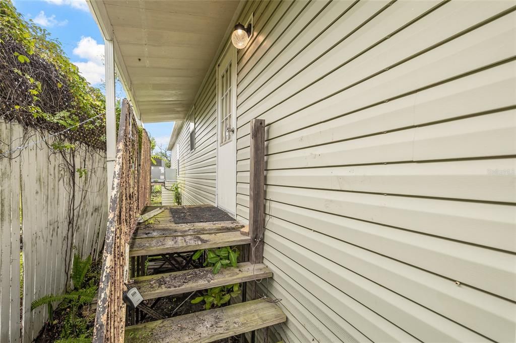 Image 45 of property listing at 5819 PORTSMOUTH DRIVE, Tampa, FL 33615