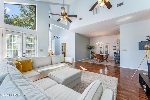 3661 VALENCIA Road, Jacksonville, FL 32205