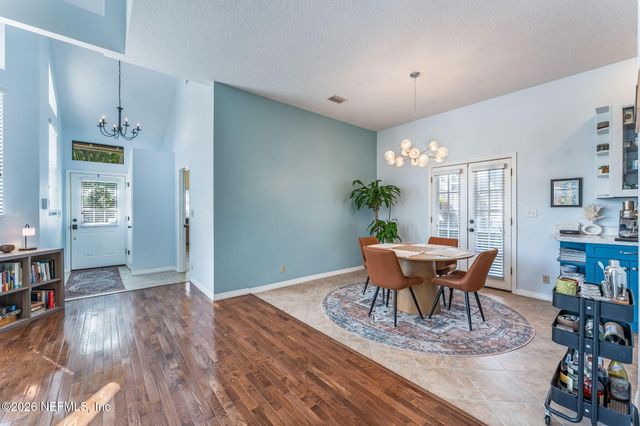 3661 VALENCIA Road, Jacksonville, FL 32205