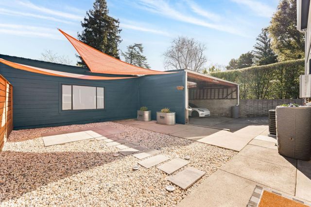 8124 Greenly Drive, Oakland, CA 94605