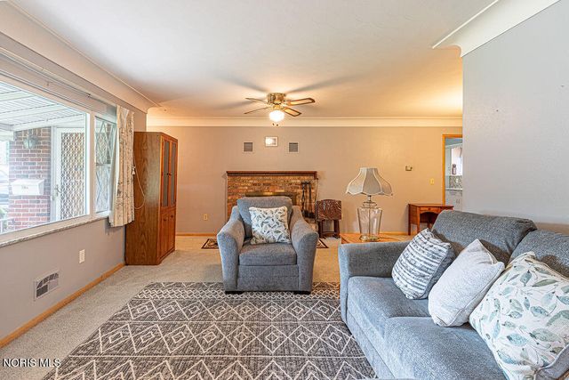 3464 Radisson Avenue, Toledo, OH 43614