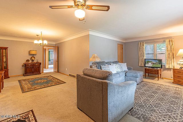 3464 Radisson Avenue, Toledo, OH 43614