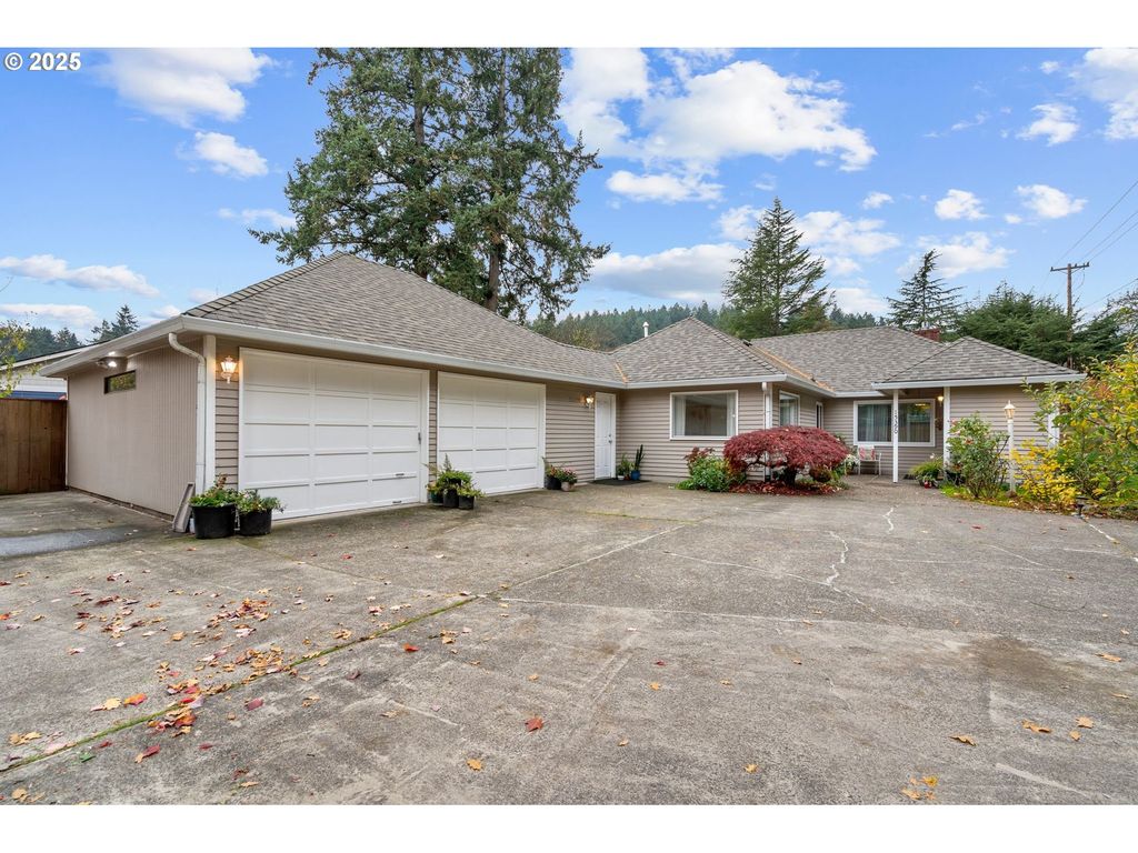 15390 Sw DAVIS Rd, Beaverton, OR 97007