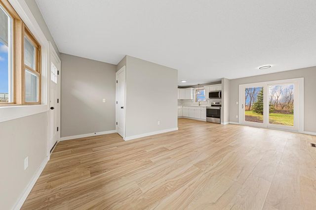 101 6th Avenue NW, Dodge Center, MN 55927