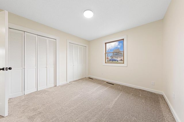 101 6th Avenue NW, Dodge Center, MN 55927