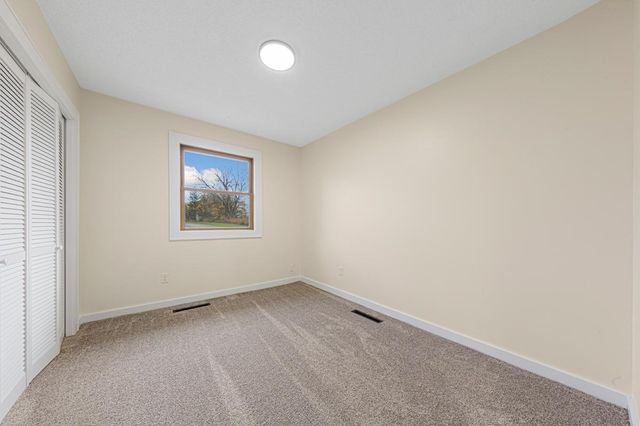 101 6th Avenue NW, Dodge Center, MN 55927