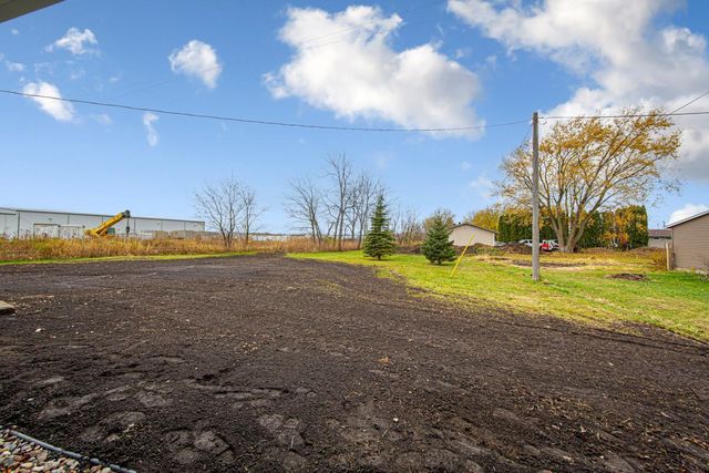 101 6th Avenue NW, Dodge Center, MN 55927