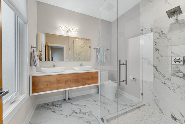 1044 Mulberry Street, Hammond, IN 46324