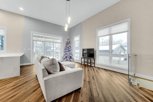 1044 Mulberry Street, Hammond, IN 46324