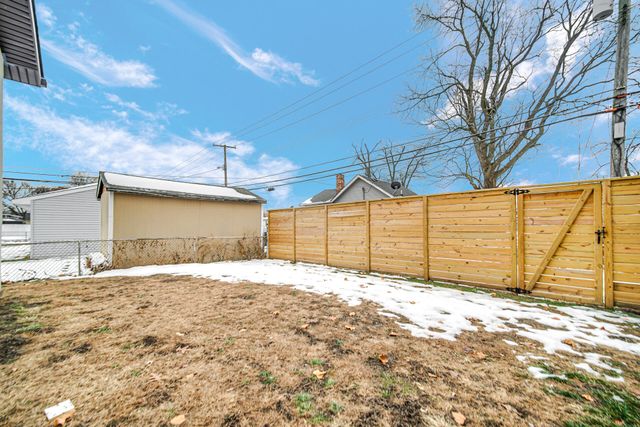 1044 Mulberry Street, Hammond, IN 46324