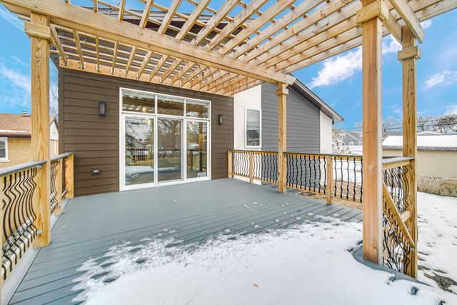 1044 Mulberry Street, Hammond, IN 46324