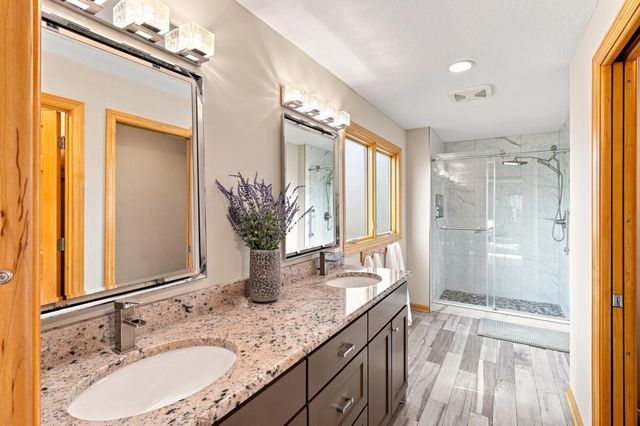 3635 Chelmsford Road NE, Saint Anthony, MN 55418