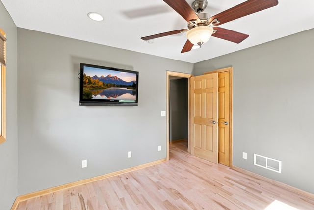 3635 Chelmsford Road NE, Saint Anthony, MN 55418