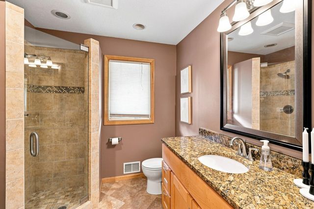 3635 Chelmsford Road NE, Saint Anthony, MN 55418
