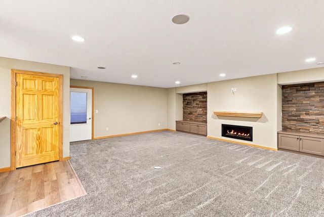 3635 Chelmsford Road NE, Saint Anthony, MN 55418