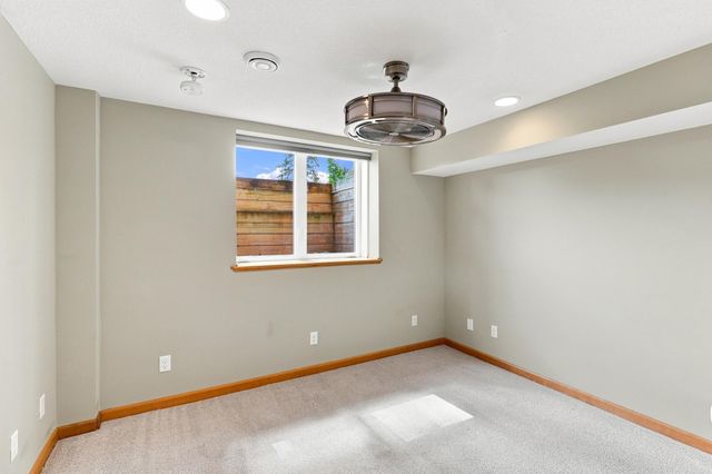 3635 Chelmsford Road NE, Saint Anthony, MN 55418