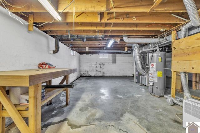 6360 Old Mayfield Road, Paducah, KY 42003