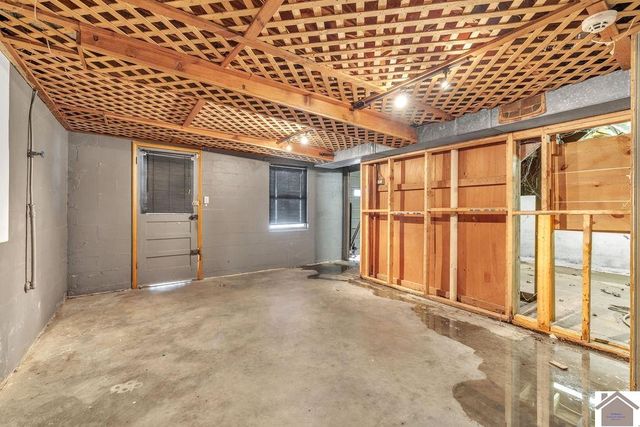 6360 Old Mayfield Road, Paducah, KY 42003