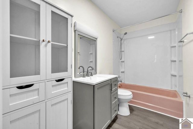 6360 Old Mayfield Road, Paducah, KY 42003