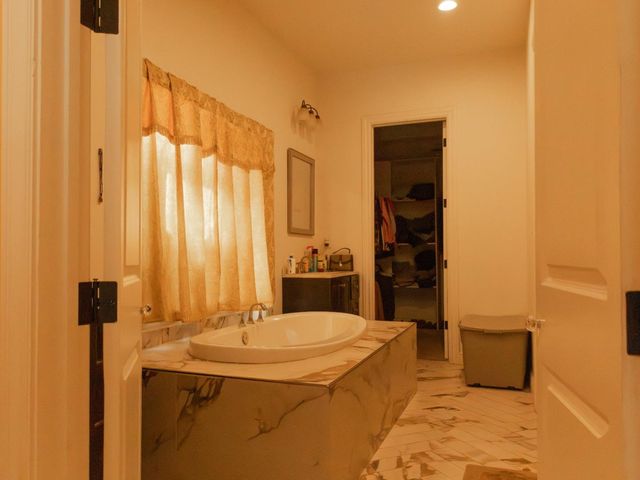 1011 El Cerro Drive, Hollister, CA 95023