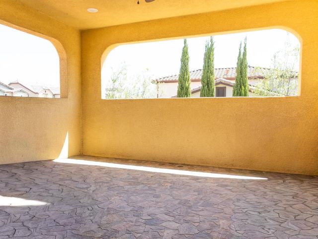 1011 El Cerro Drive, Hollister, CA 95023