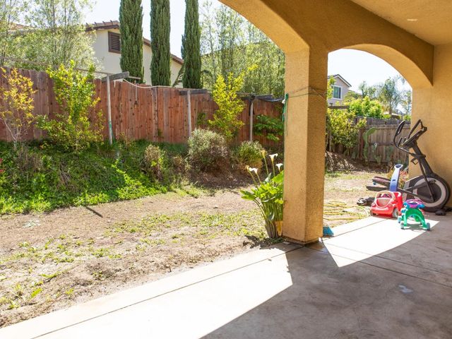 1011 El Cerro Drive, Hollister, CA 95023