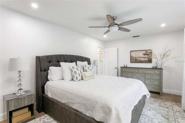 5103 W CLEVELAND STREET, Tampa, FL 33609