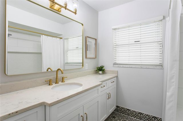 5103 W CLEVELAND STREET, Tampa, FL 33609
