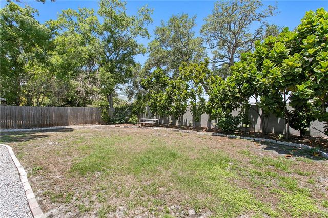 5103 W CLEVELAND STREET, Tampa, FL 33609