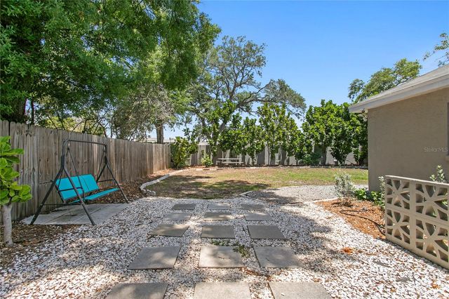 5103 W CLEVELAND STREET, Tampa, FL 33609
