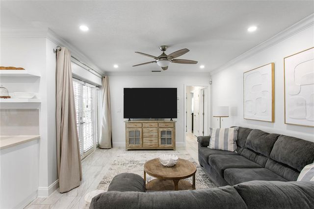 5103 W CLEVELAND STREET, Tampa, FL 33609