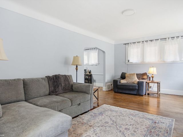3967 Three Mile Drive, Detroit, MI 48224