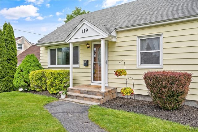 119 Fairwood Drive, Camillus, NY 13219