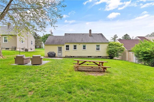 119 Fairwood Drive, Camillus, NY 13219