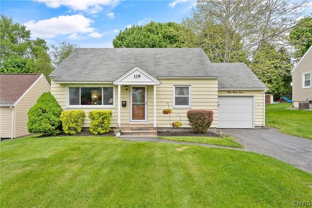 119 Fairwood Drive, Camillus, NY 13219
