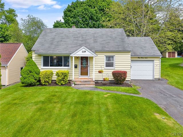 119 Fairwood Drive, Camillus, NY 13219