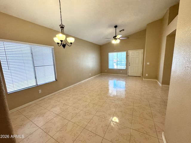 6329 W Preston Lane, Phoenix, AZ 85043
