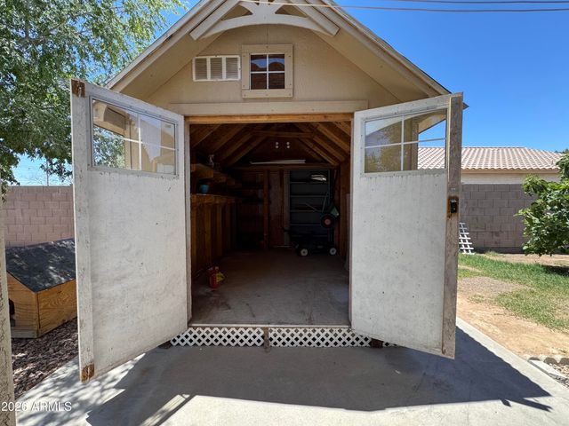 6329 W Preston Lane, Phoenix, AZ 85043