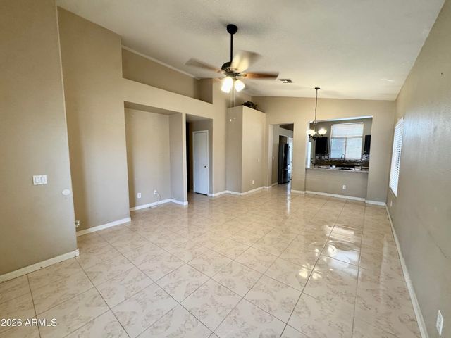 6329 W Preston Lane, Phoenix, AZ 85043