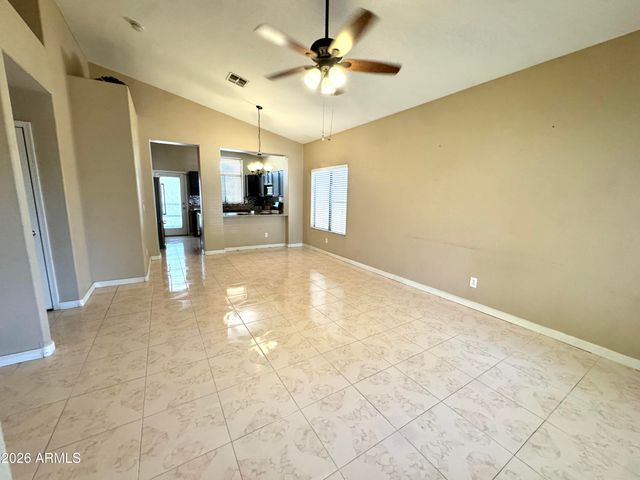 6329 W Preston Lane, Phoenix, AZ 85043