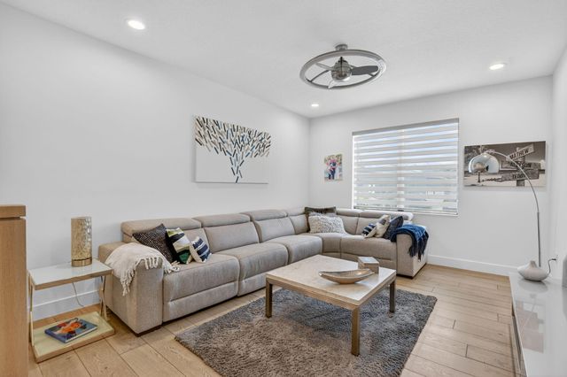 8861 Quiet Inlet Lane, Boca Raton, FL 33496
