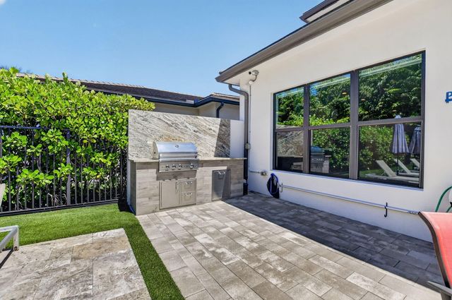 8861 Quiet Inlet Lane, Boca Raton, FL 33496