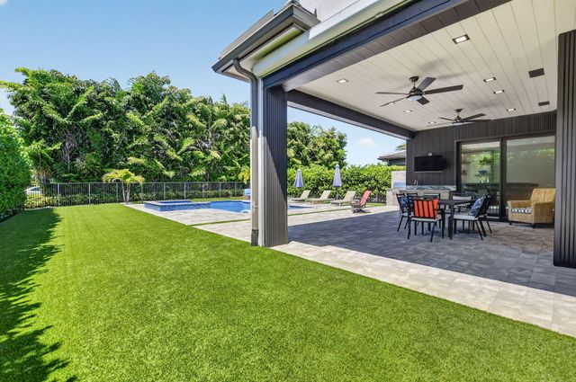 8861 Quiet Inlet Lane, Boca Raton, FL 33496