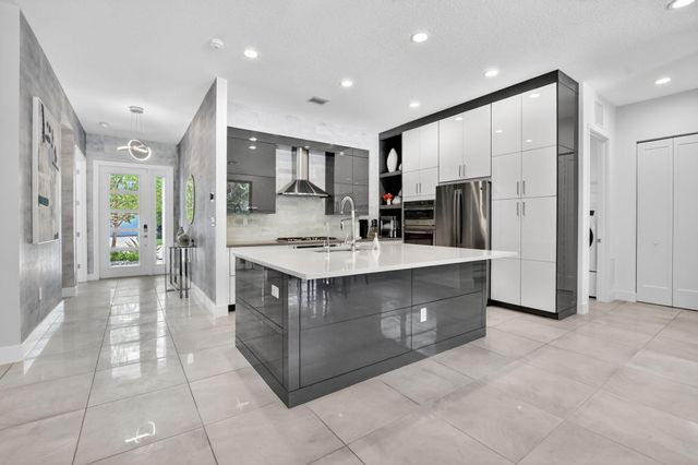 8861 Quiet Inlet Lane, Boca Raton, FL 33496