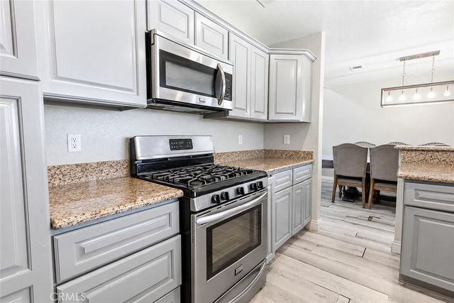 1146 Adel Court, Colton, CA 92324
